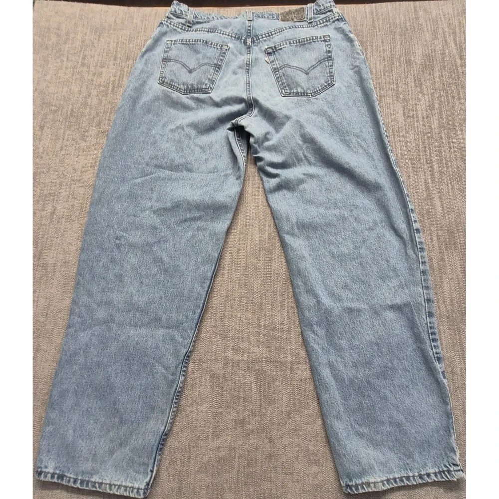 VTG Levis SilverTab Jeans mens 38x32 light wash Denim Baggy Fit Relaxed made USA